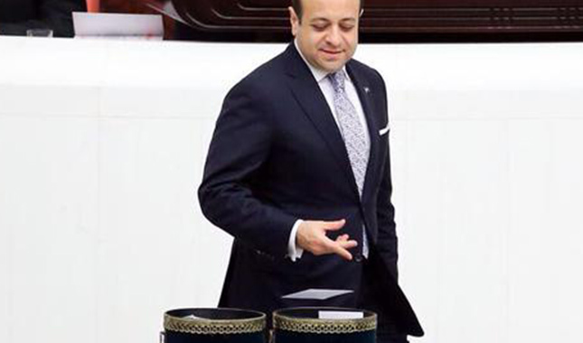 Eski bakan Bağış, Kuzey Kıbrıs vatandaşı oldu