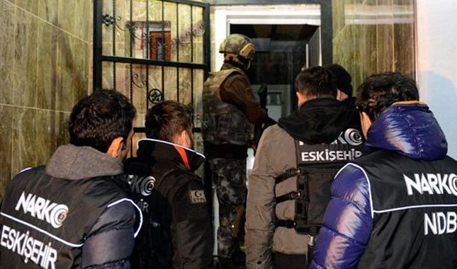 Eskişehir'de narkotik operasyonu: 44 gözaltı