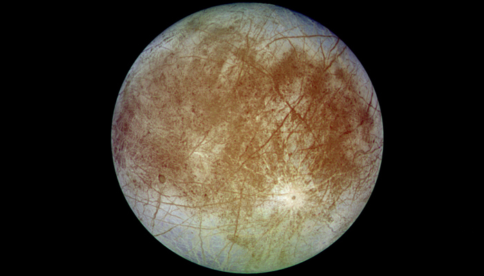 Europa'nın atmosferinde su buharı bulundu