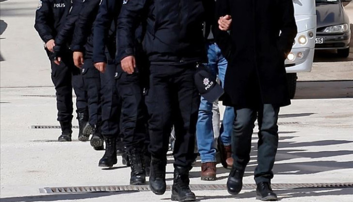 FETÖ'nün askeri yapılanmasına darbe!
