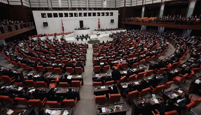 "FETÖ'nün siyasi ayağı araştırılsın" teklifi reddedildi