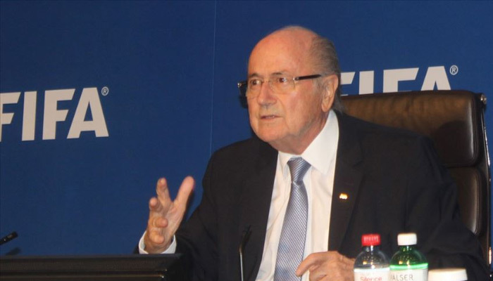 FIFA'dan Blatter'e şok istek! Tam 2 milyon...