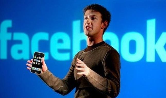 Facebook'un kurucusundan çalışanlarına: iPhone kullanmayın