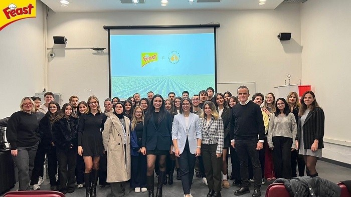 Feast ve İzmir Ekonomi Üniversitesi'nden Uygulamalı Sosyal Medya İş Birliği