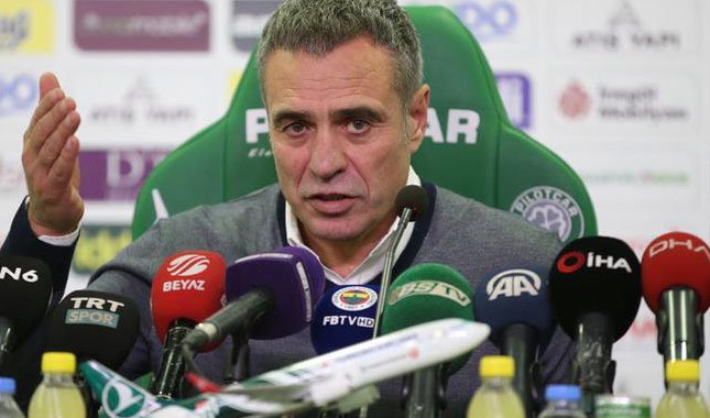 Fenerbahçe Teknik Direktörü Yanal: Galibiyeti tartışmalı bir sonuçla kaybettik