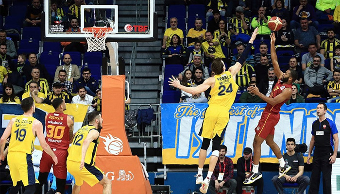 Fenerbahçe basketbolda da Cimbom'a boyun eğdi