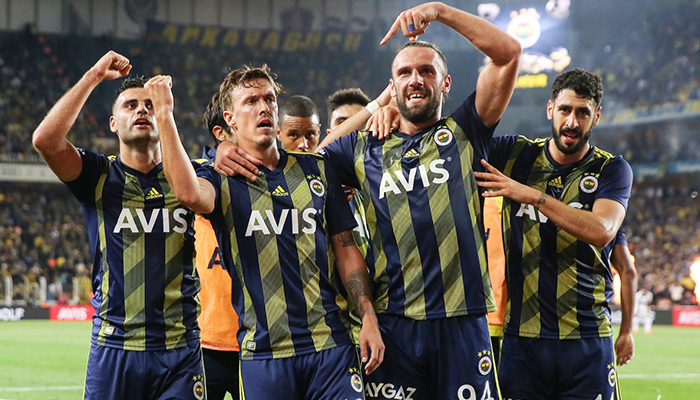 Fenerbahçe geriye düştüğü maçta kazanmayı bildi