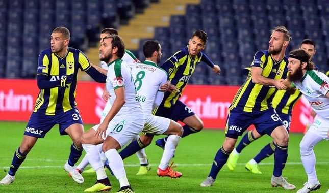 Fenerbahçe kupada Slimani ile güldü