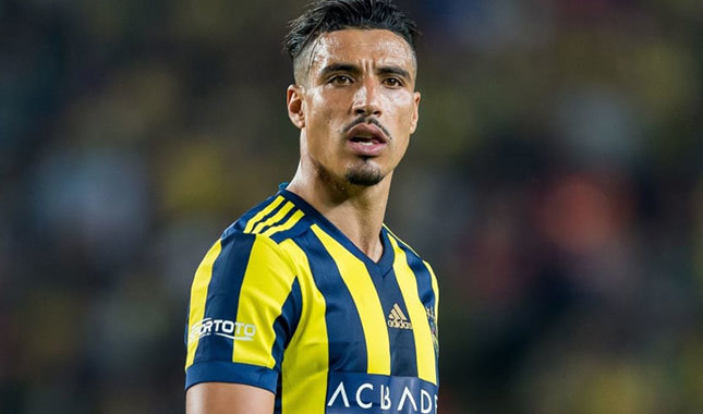 Fenerbahçe'de Dirar'ın bileti kesildi
