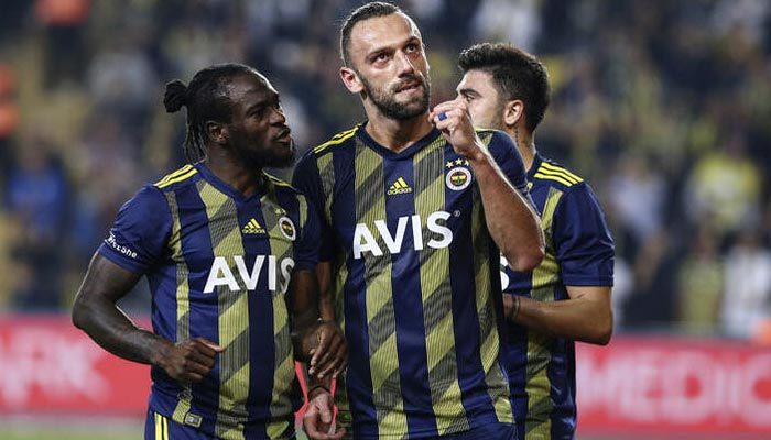 Fenerbahçe'de sakatlık şoku! İlk yarıyı kapattı