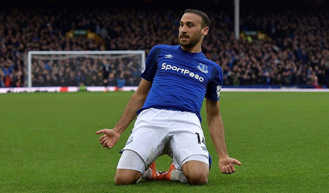 Cenk Tosun hamlesi