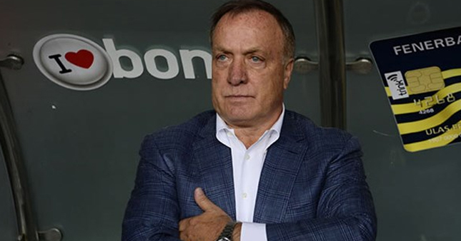 Fenerbahçe'den Dick Advocaat'a yeni sözleşme!