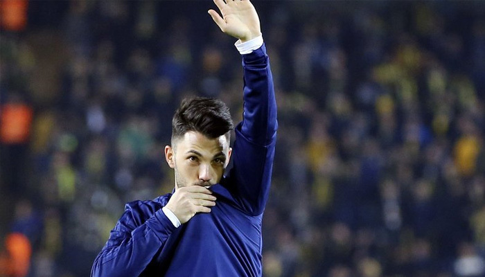 Fenerbahçeli yıldız isyan etti!