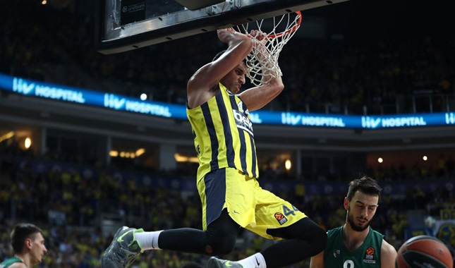 Fenerbahçe'nin bileği bükülmüyor