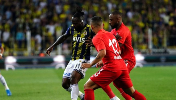 Fenerbahçe'nin ilk golü Moses'tan geldi