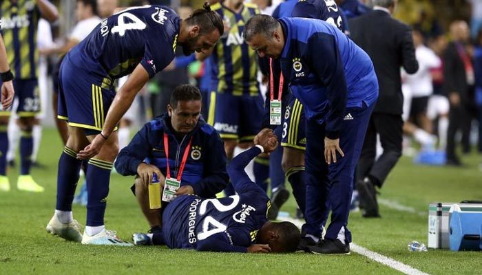 Fenerbahçe'ye Rodrigues'den kötü haber!