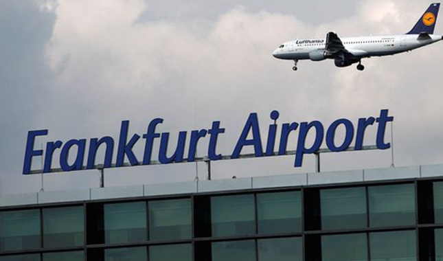 Frankfurt Havalimanı'nda biber gazlı saldırı