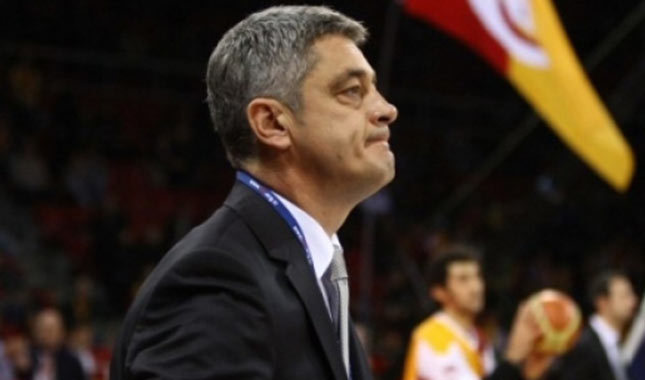 Galatasaray, Oktay Mahmuti'ye emanet