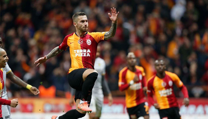 Galatasaray derbiye moralli gidiyor