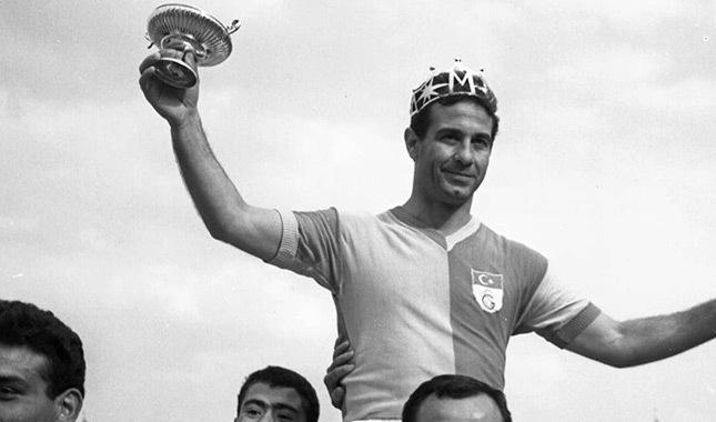 Galatasaray efsanesi Metin Oktay'ın hayatı ve futbol kariyeri