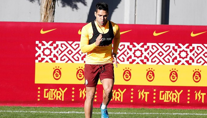 Galatasaray'a Radamel Falcao müjdesi!