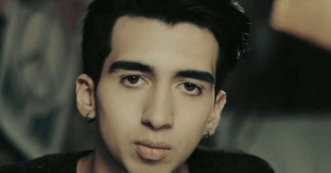 Gece Gölgenin Rahatına Bak Çağatay Akman Kimdir?