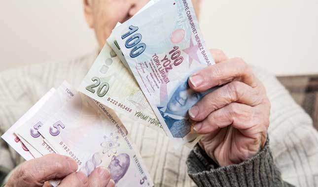 Geliri olmayan yaşlılara maaş bağlanıyor