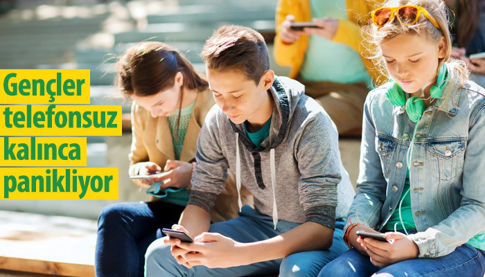 Genç nesil telefonsuz kaldığında panikliyor