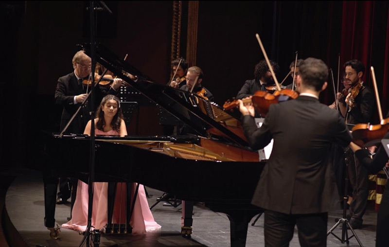 Genç piyanist Elif Naz Ertuğrul, nisan ayında iki önemli konserde sahne alacak