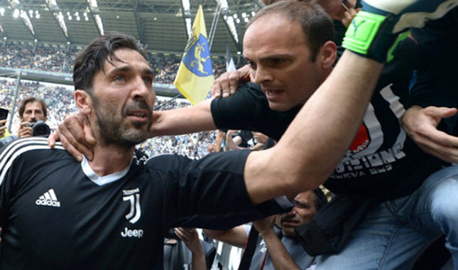 Gianluigi Buffon, Juventus'a veda etti