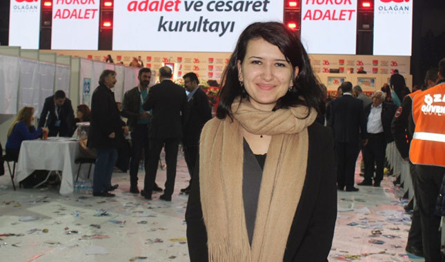 Gökçe Gökçen'e CHP'de kritik görev - Gökçe Gökçen kimdir kaç yaşında hangi okuldan mezun?