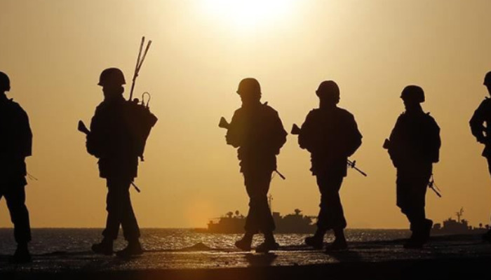 Güney Kore Hürnüz Boğazı'na asker yollayacak