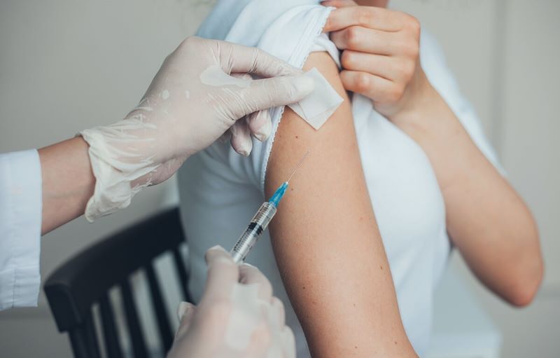 HPV aşısı asgari ücretle yarışıyor