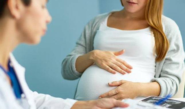 Hamilelikte baş ağrısı nasıl geçer | neler yapmak lazım | ne gıdalar tüketilmeli | hamilelik hassasiyetleri nelerdir?