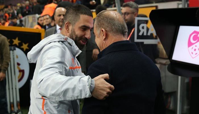 Arda Turan Galatasaray'a mı dönüyor