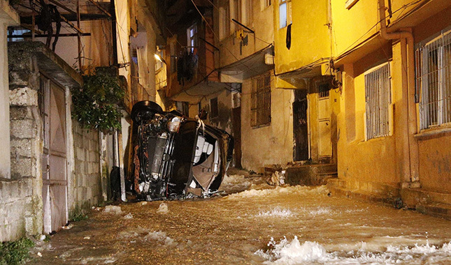 Hatay'ı sel bastı