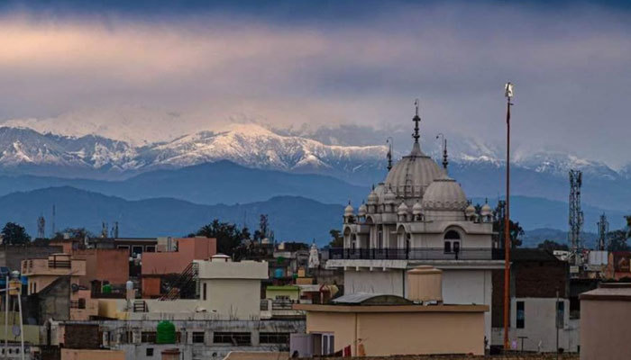 Hava kirliliği azalınca Himalayalar tekrar görüldü