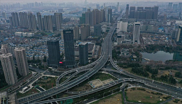 Hong Konglu iş adamından Vuhan'a yardım