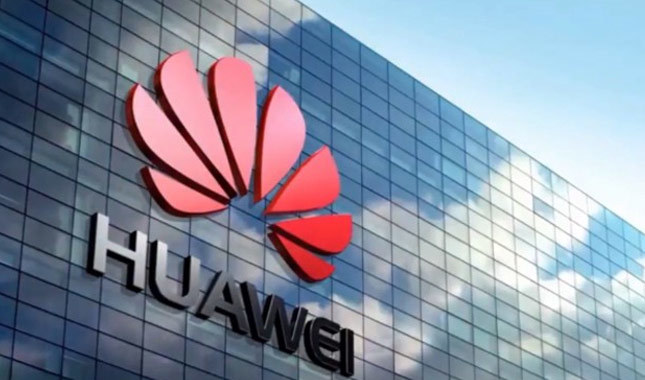 Huawei'den iki çalışana iPhone cezası...