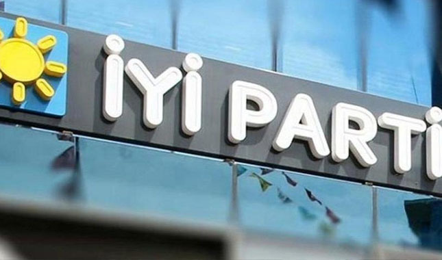 İYİ Parti İzmir Teşkilatı'nda istifalar