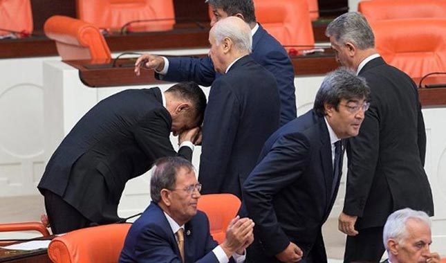 İYİ Partili milletvekili MHP'ye geçti (Hayati Arkaz kimdir?)