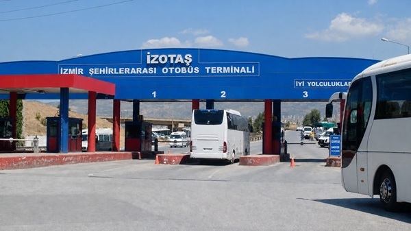 İZOTAŞ: “İzmir'in ulaşım hakkı korunmalı”