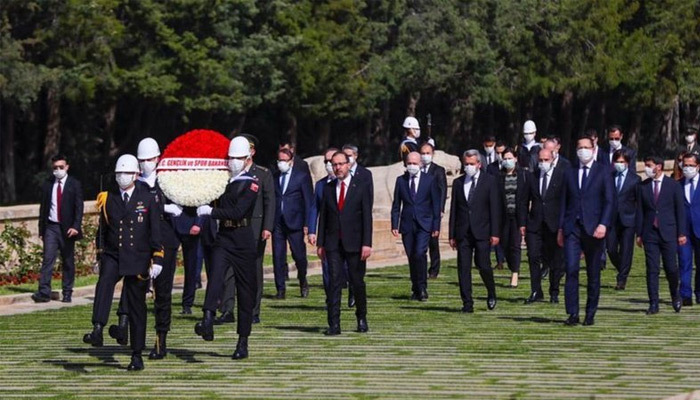 İlk tören Anıtkabir'de