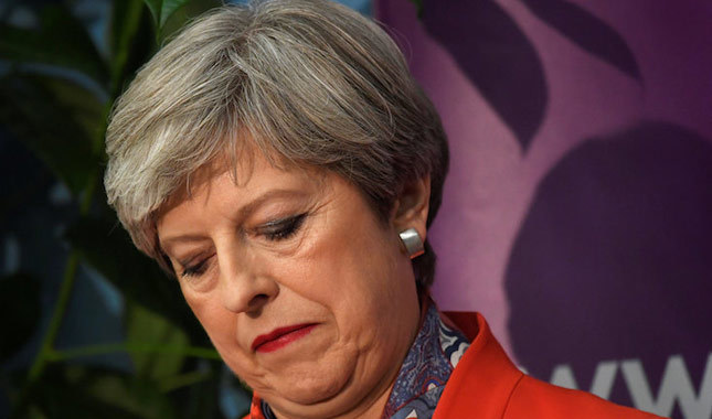 İngiltere Başbakanı Theresa May istifa edecek