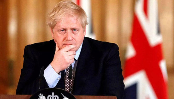 İngiltere Başbakanı Johnson hastaneye kaldırıldı