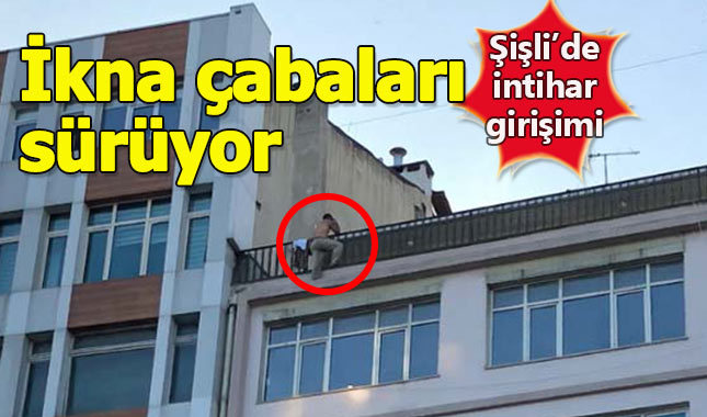 İntihar için çatıya çıkan vatandaş, trafiği felç etti