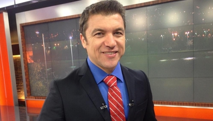 İsmail Küçükkaya canlı yayında öyle bir hata yaptı ki!