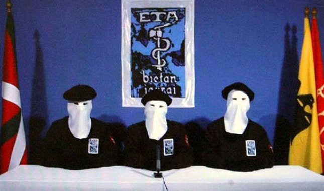 İspanya'da ETA kendini feshettiğini bildirdi