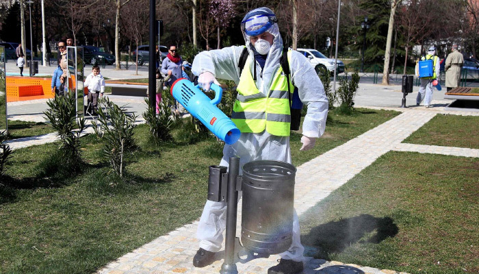 İspanya'da ölü sayısı 54'e yükseldi!