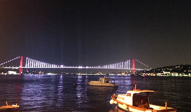 İstanbul Boğazı gemi trafiğine kapatıldı